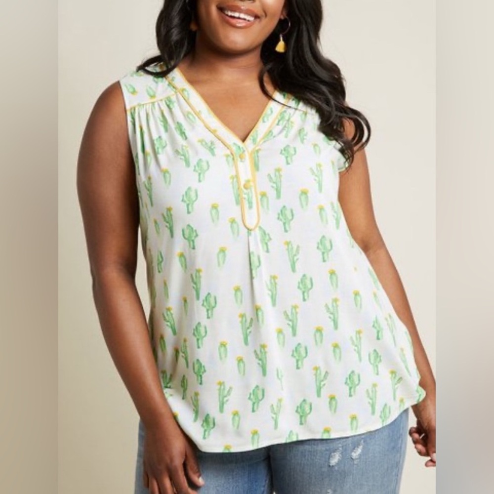 Modcloth Sleeveless Cactus Print Blouse - White and Green. NWOT